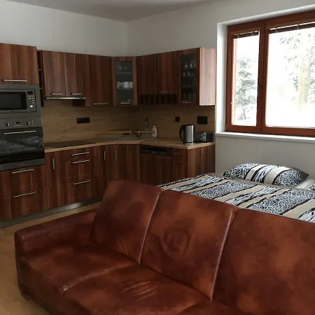 Apartman In * Ostružná